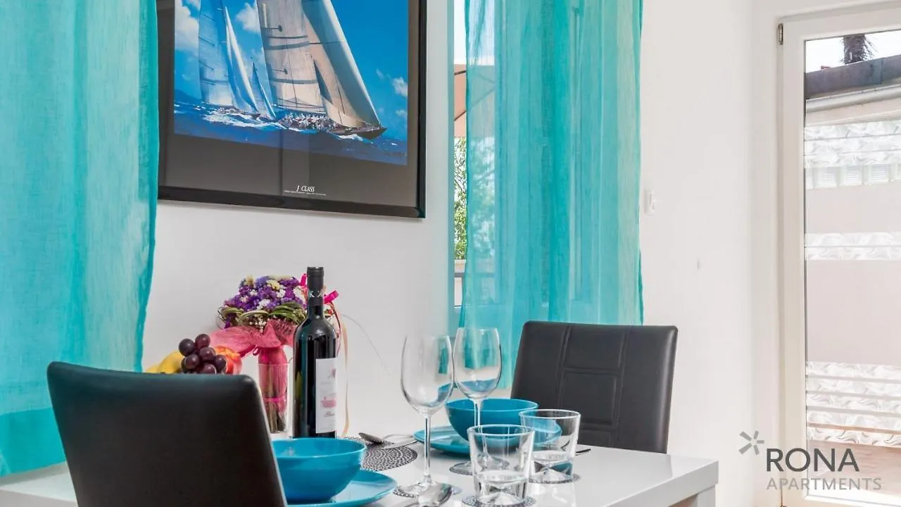 Apartment Follow Me 0*, Opatija